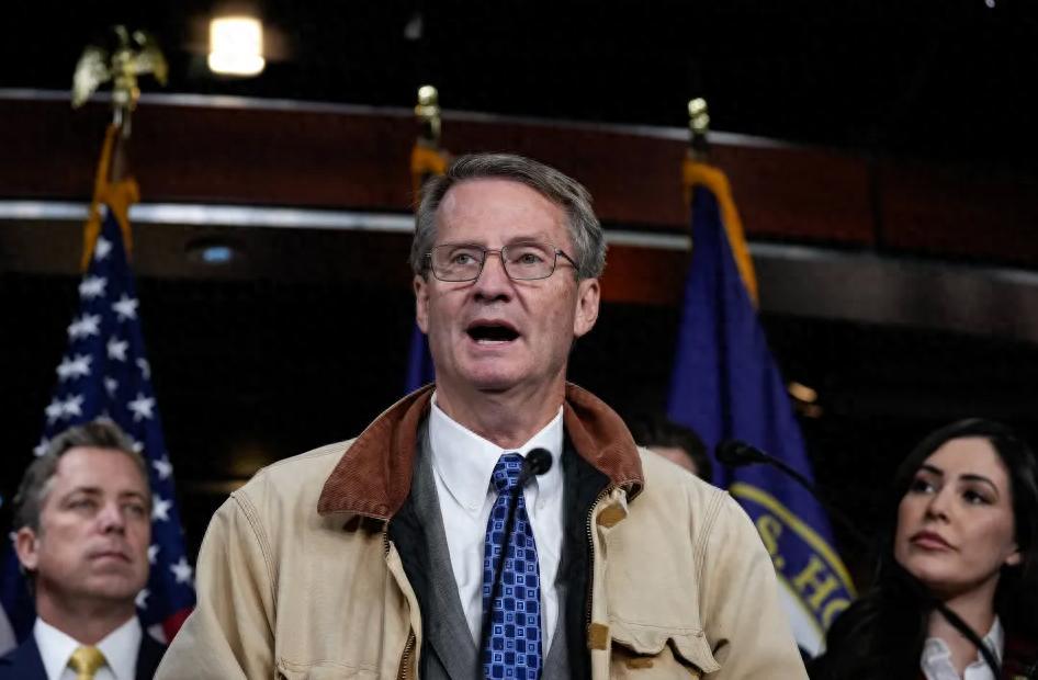 美议员警告：外星人真相或成美国的祸根，一旦曝光美国人彻夜难眠愚人节的玩笑？不