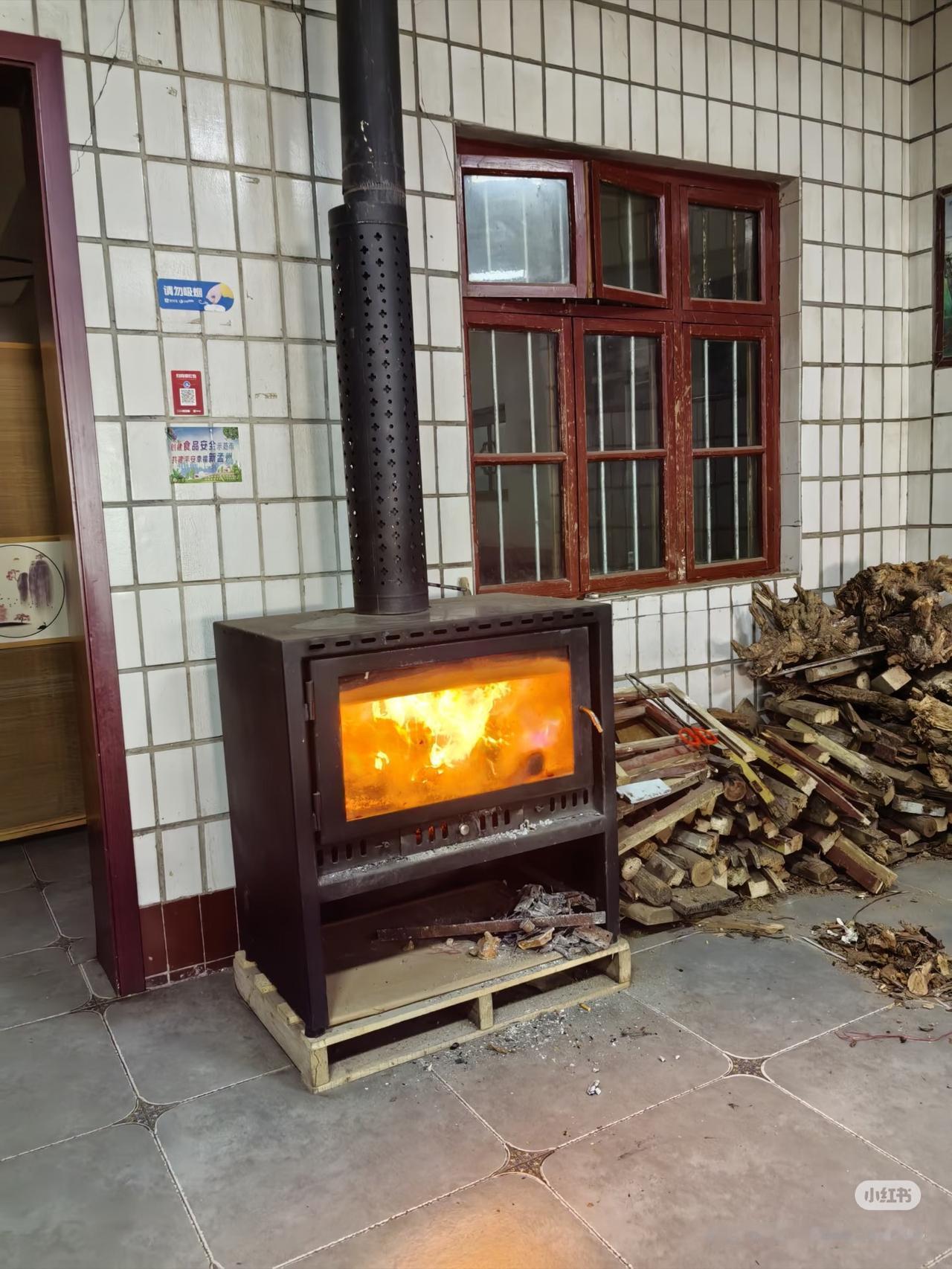 农村取暖新办法绝对会落实因为村里的老人都冻得缩炕头，养老金一两百不够一季取暖费