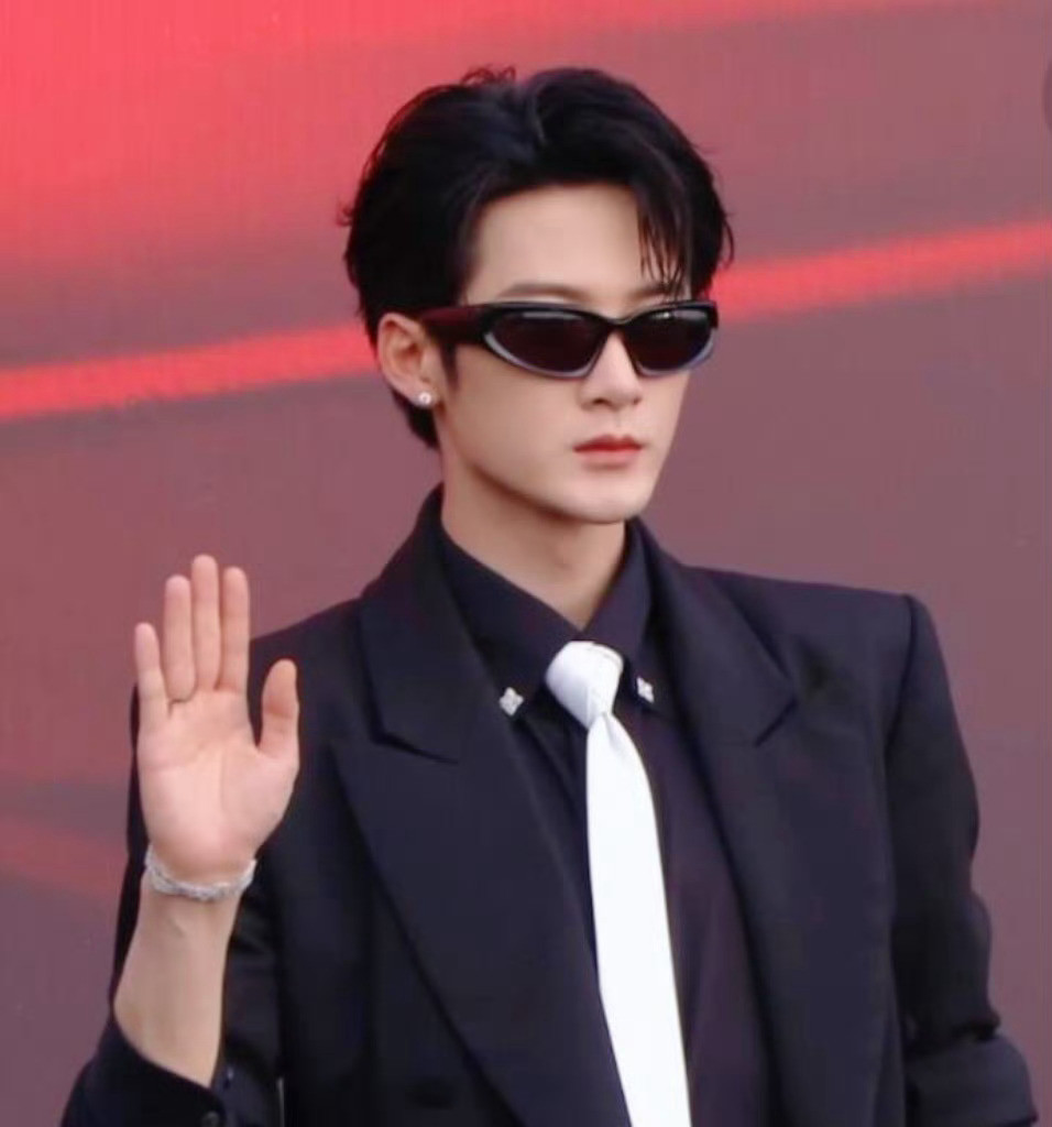 男明星芭莎红毯造型：檀健次、曾舜晞、刘宇、时团​​​