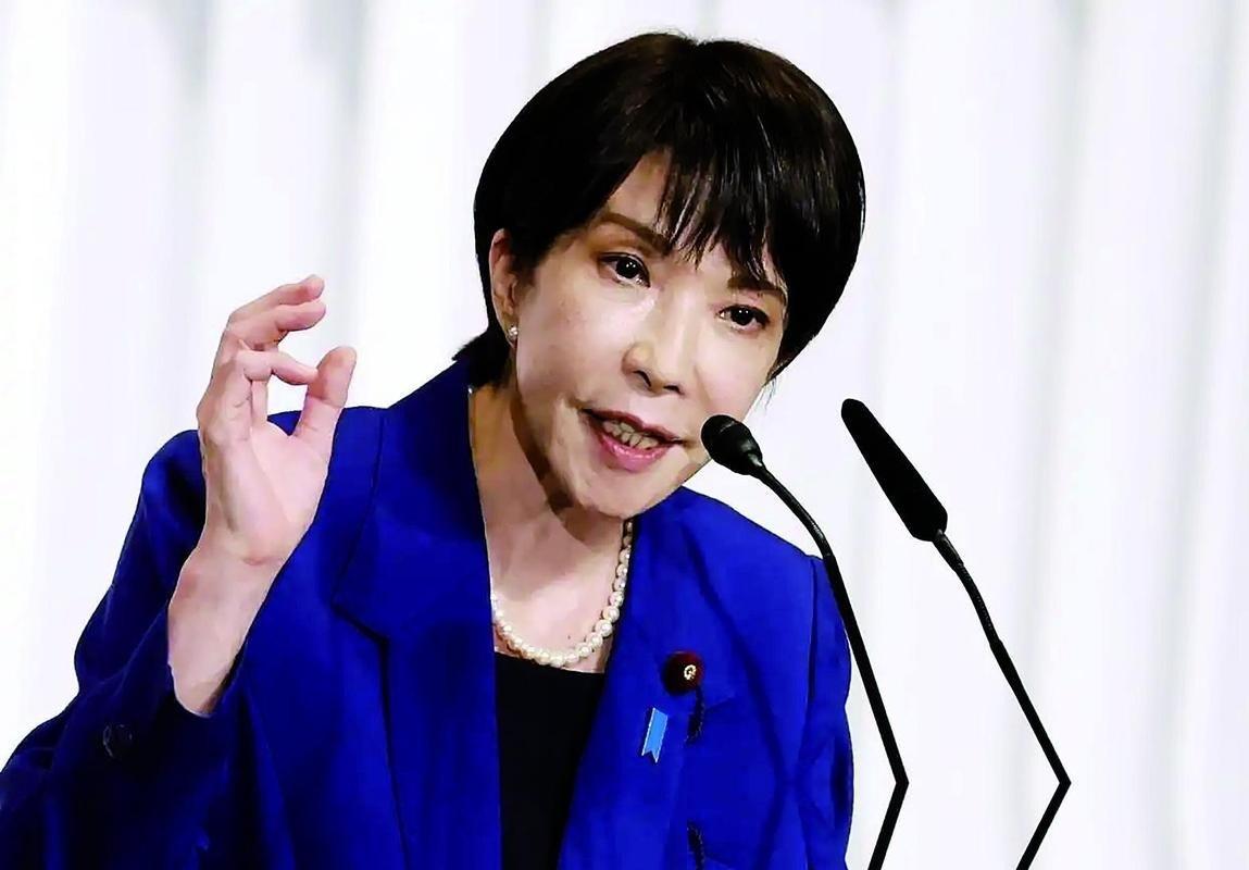 为了安抚家属，连“抱大腿”这种事都能拿出来当政绩炫耀了？就在最近，高市早苗在首