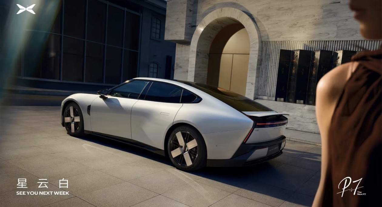 全新小鹏P7：在一堆新能源车里，到底值不值得下手？