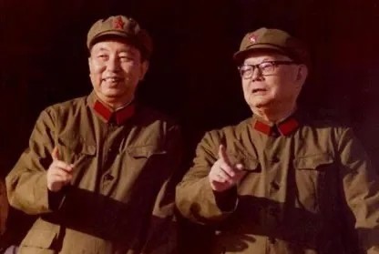 1981年，华国锋主席主动辞去所有职务，但是后来有人仍然不依不饶，甚至提出要法办
