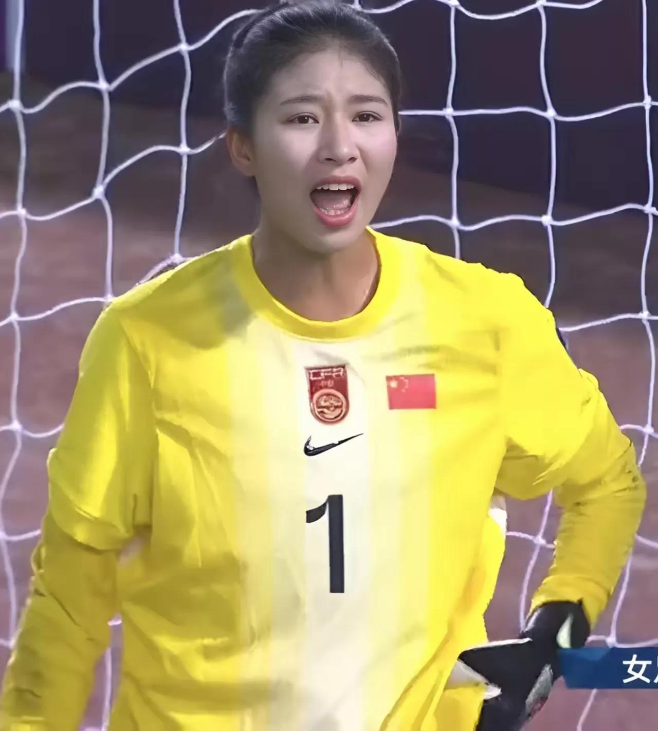 中国队不用身体无疑自废武功战日本队怎能太温柔？说实在的，中国U20女足和