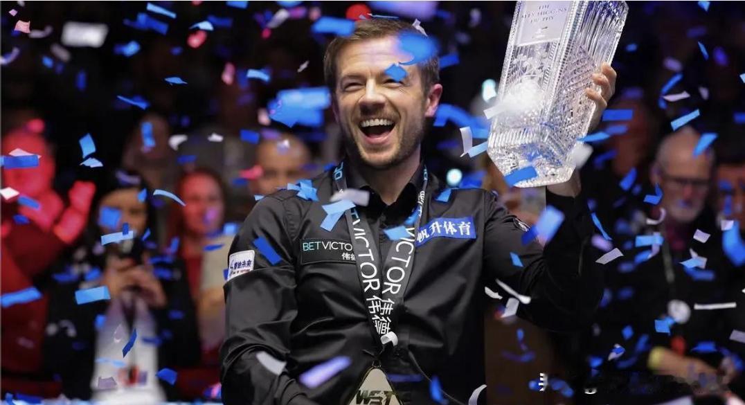 六亚王第七次打进决赛,集齐七龙珠召唤神龙终于打败魔王!恭喜利索夫斯基9:8战胜