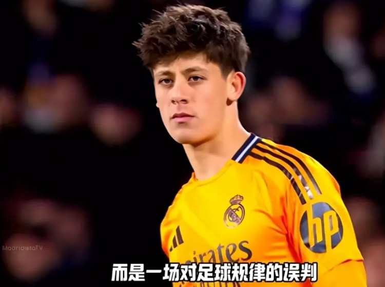 错把居莱尔当莫德里奇接班人，是皇马战术层面的最大败笔！如果说免签并不需要的姆巴
