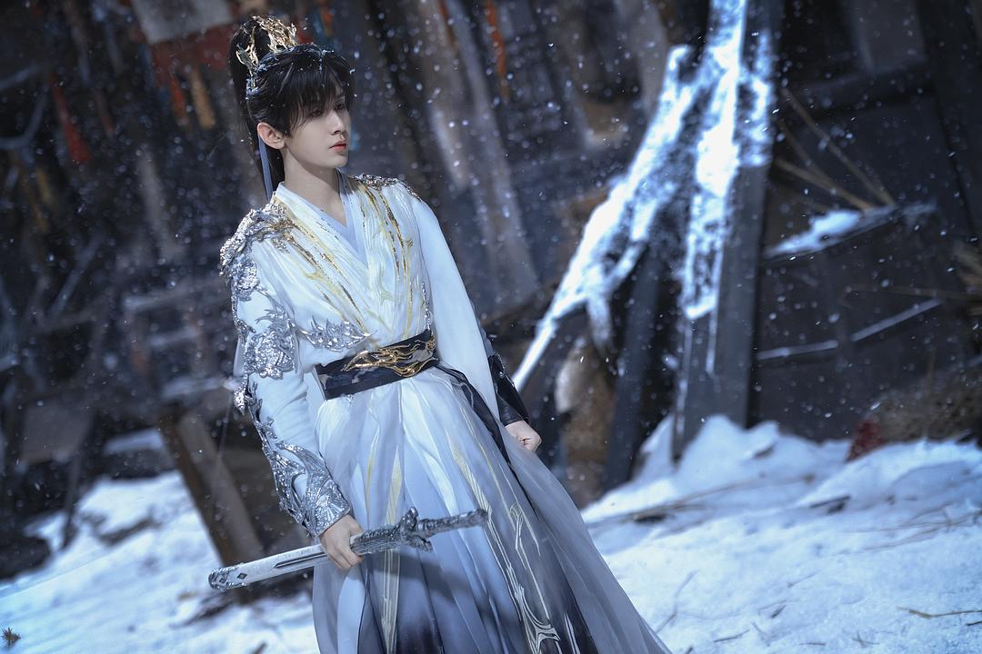 追完《天地剑心》，再次证明这句话：你可以永远相信成毅！打戏，跪地旋转六周