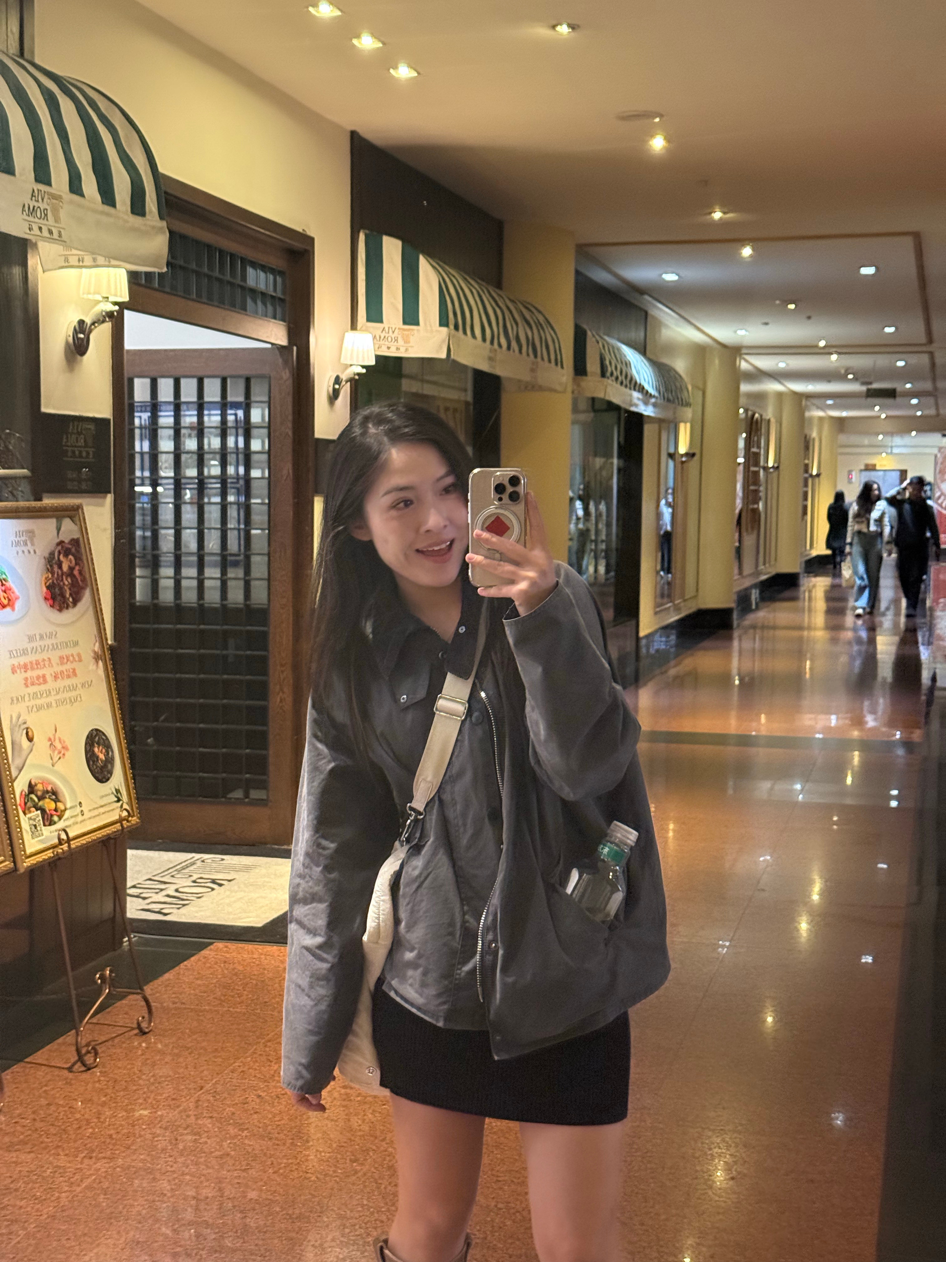 人怎么能蠢成这样，我有个喝酒的活动是下周三，我给记成这周三也就是今天了[doge]啥