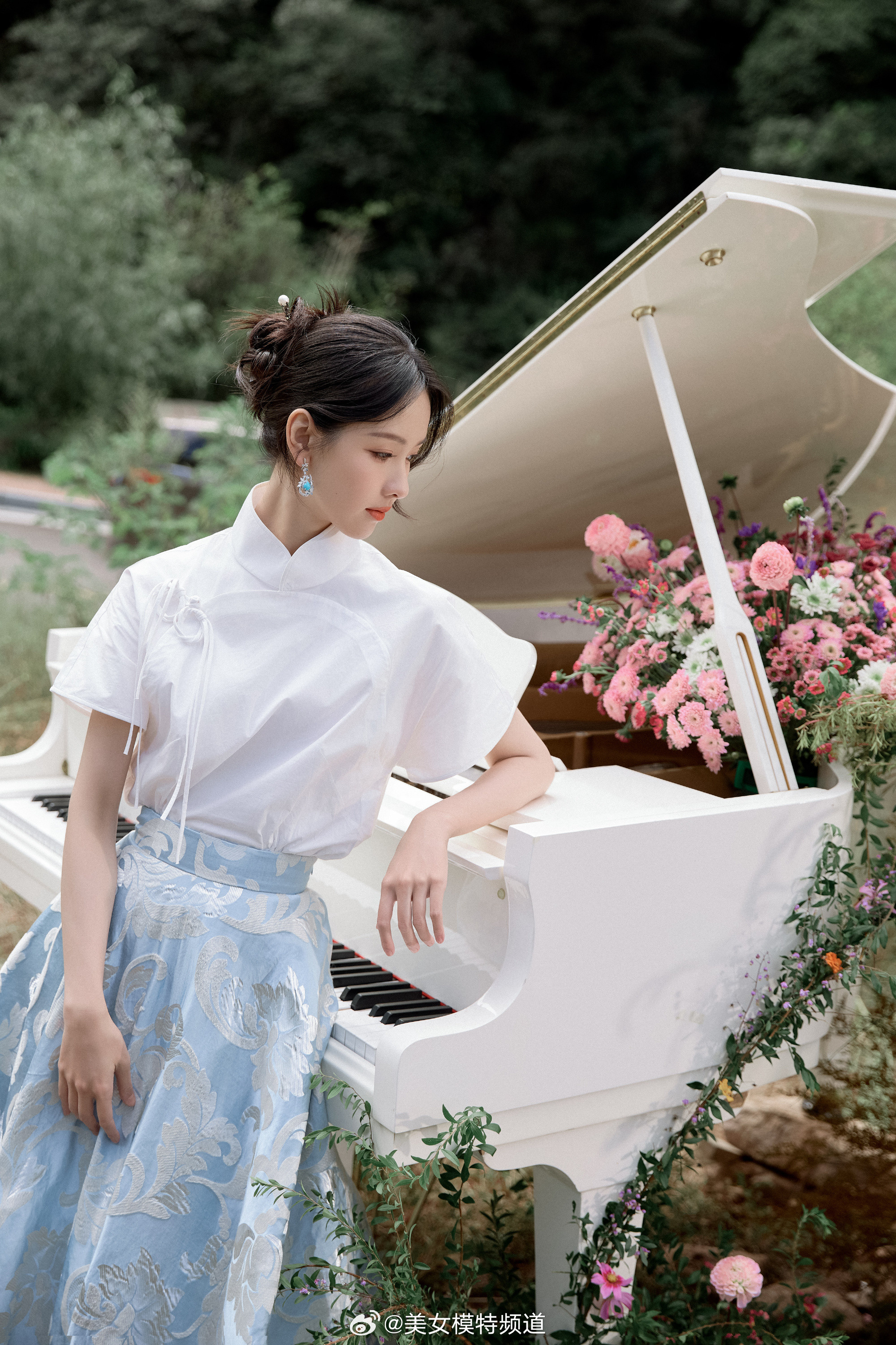 陈都灵民国风写真大片