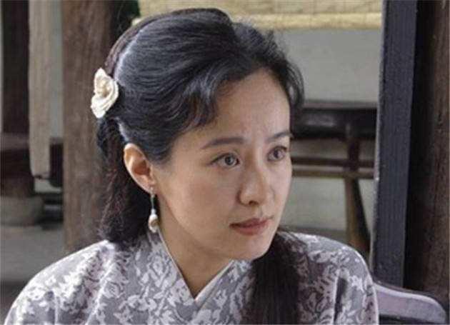 今日话题：为什么马皇后能让世人尊敬？？？网友甲：她在朱元璋还是小卒时就嫁给他