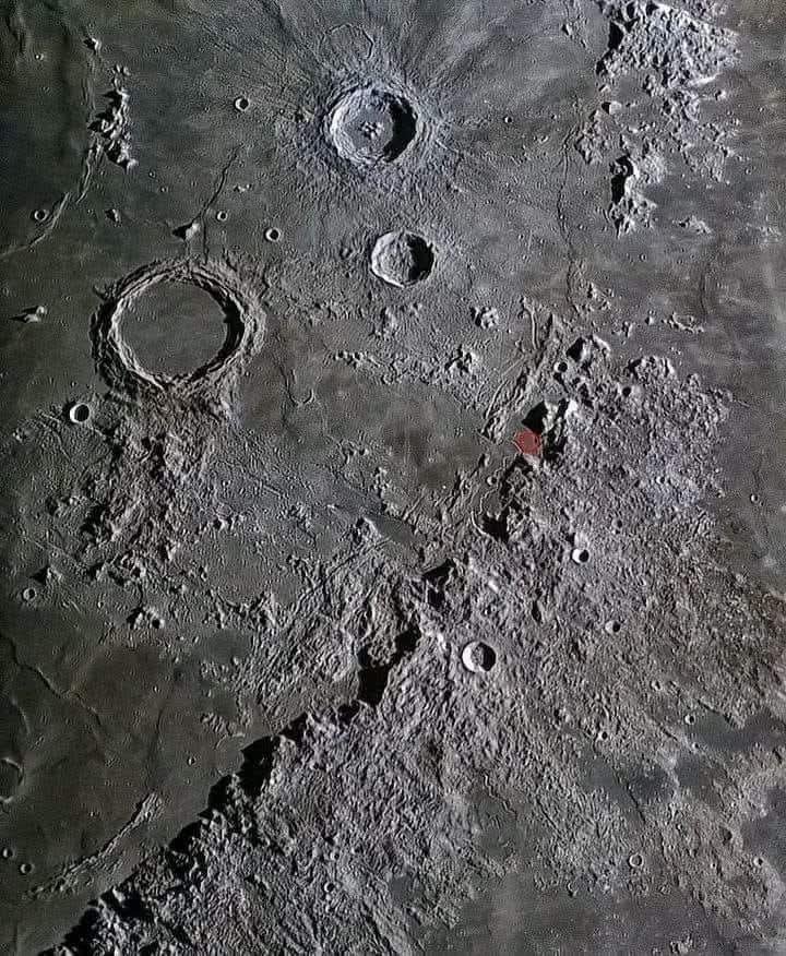 月球背面近距离​​​