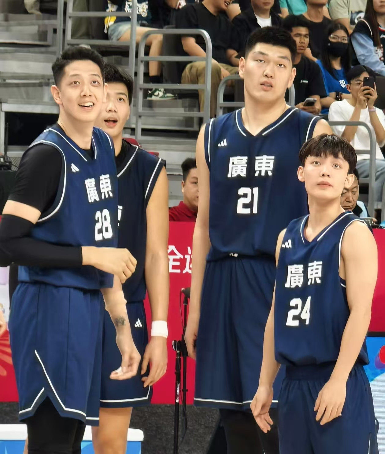 杜锋变阵收奇效！广东28分大胜浙江，两人遭弃用却藏秘密武器