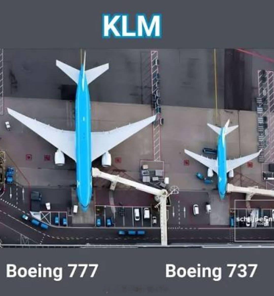 差一个数字，机子的尺寸差这么大呀？！高丽航空以后可以进口点大型的，等我们卖武器攒