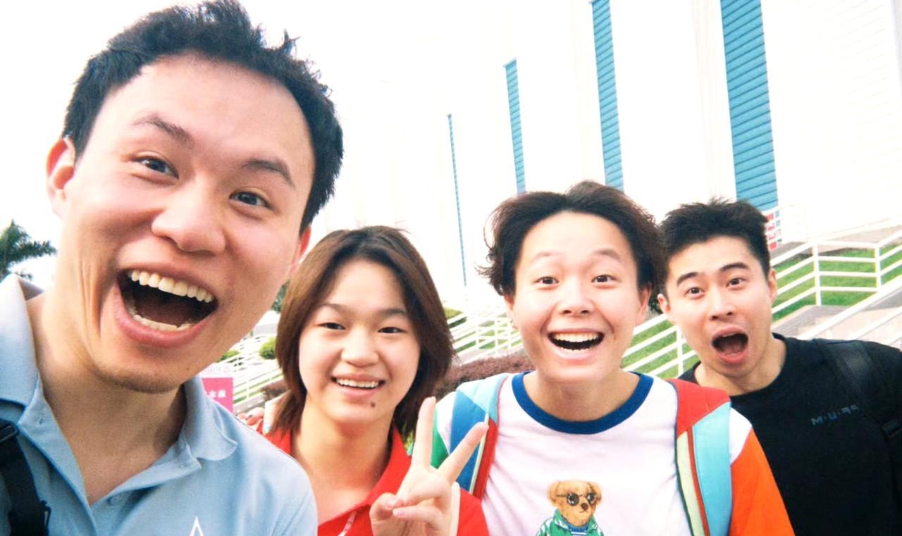 我记得当年全红婵去跳水就是因为可以不读书[捂脸哭]，没想到现在都奥运冠军了，还是得
