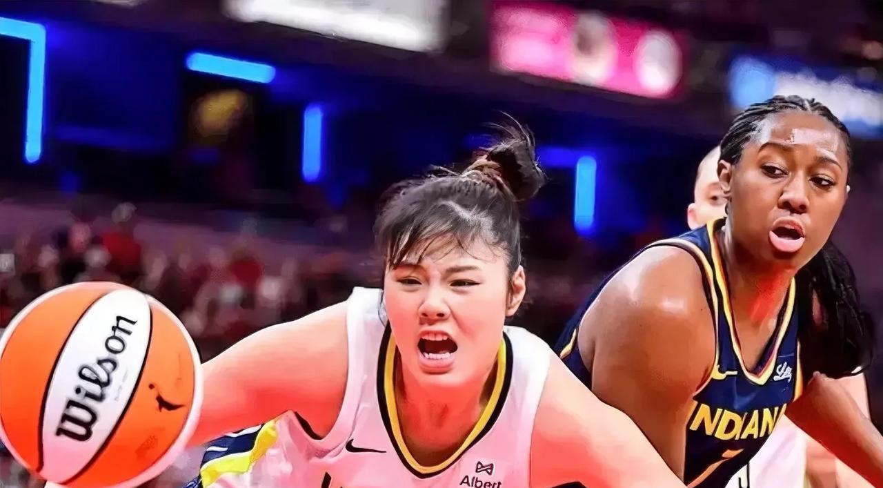 李月汝帮助飞翼掀翻老东家！今天WNBA常规赛，达拉斯飞翼客场87-63大胜西雅