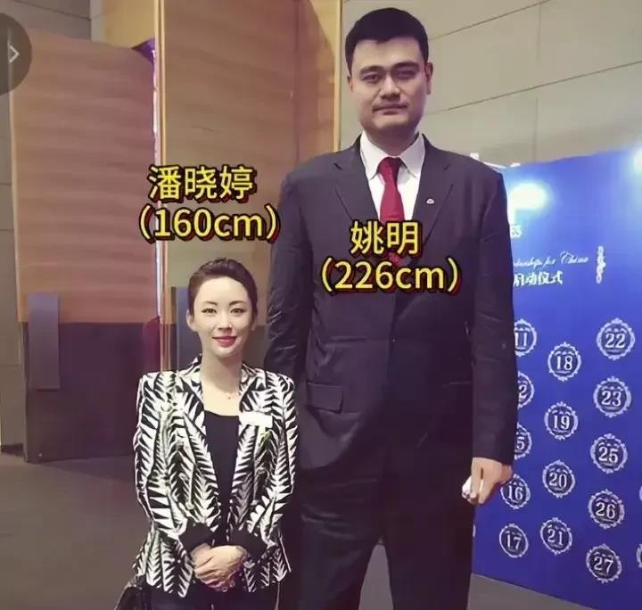 这么漂亮的女生，估计姚明也会心动吧。