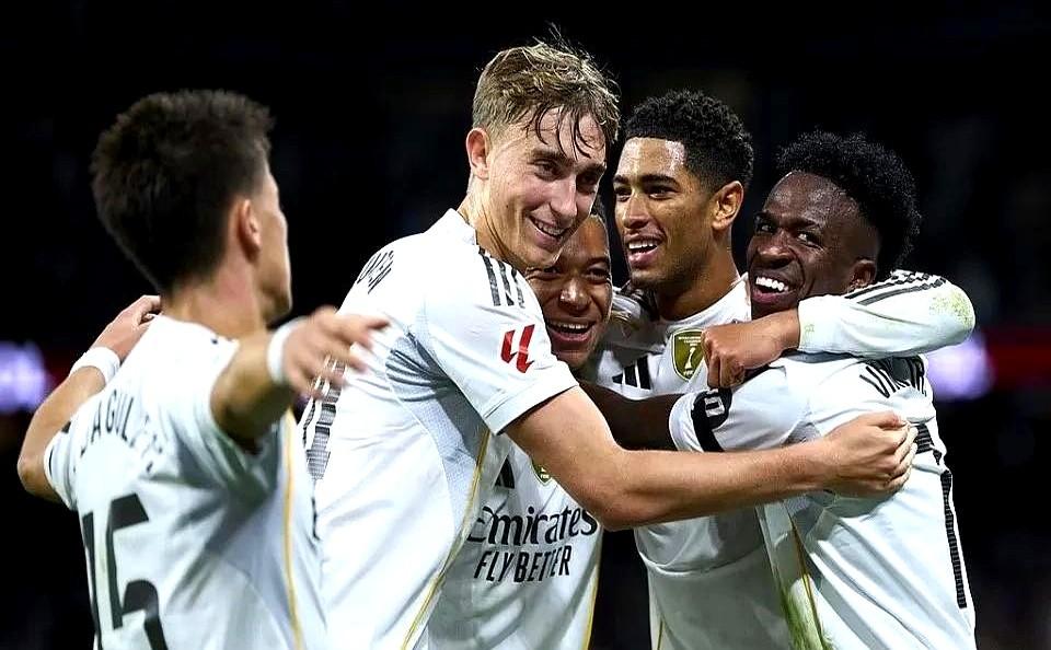 谁能想到，姆巴佩伤缺，皇马解决问题的方式还是这么简单粗暴。主场伯纳乌，开场1