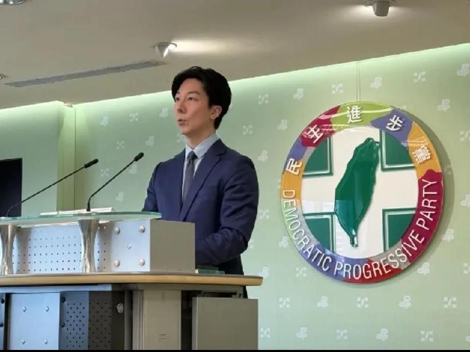 就在刚刚，台“民进党当局”发表严正声明，4月29日，针对郑丽文昨日接受专访称“绝