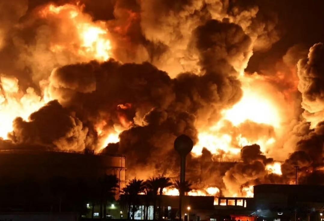 基辅回应匈牙利和斯洛伐克威胁切断对乌克兰电力供应乌克兰外交部称匈牙利和斯洛伐