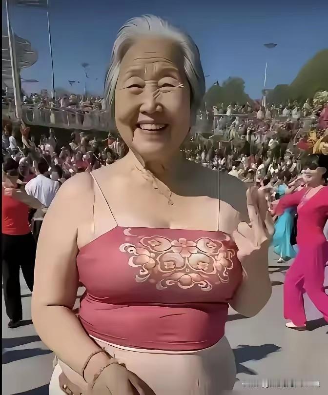 哦，天呐！这到底是真的还是假的？这也太敢穿了吧，简直颠覆了我的三观！大家看看