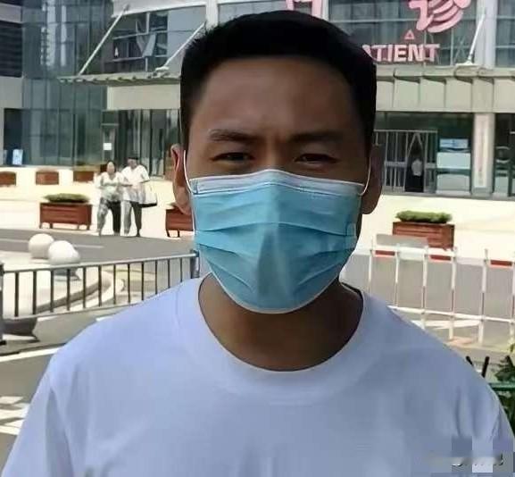 “太尴尬了！”据多家媒体报道，河南巩义一男子17岁时做了个割包皮手术，可十多年过
