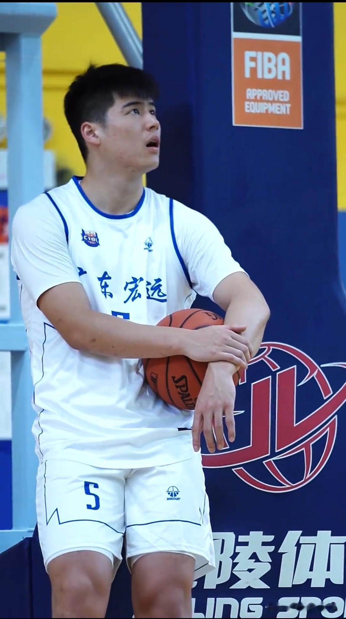 广东宏远大杀器简直鲨疯了！全国U21男子篮球联赛决赛阶段6月15日正式打响。广
