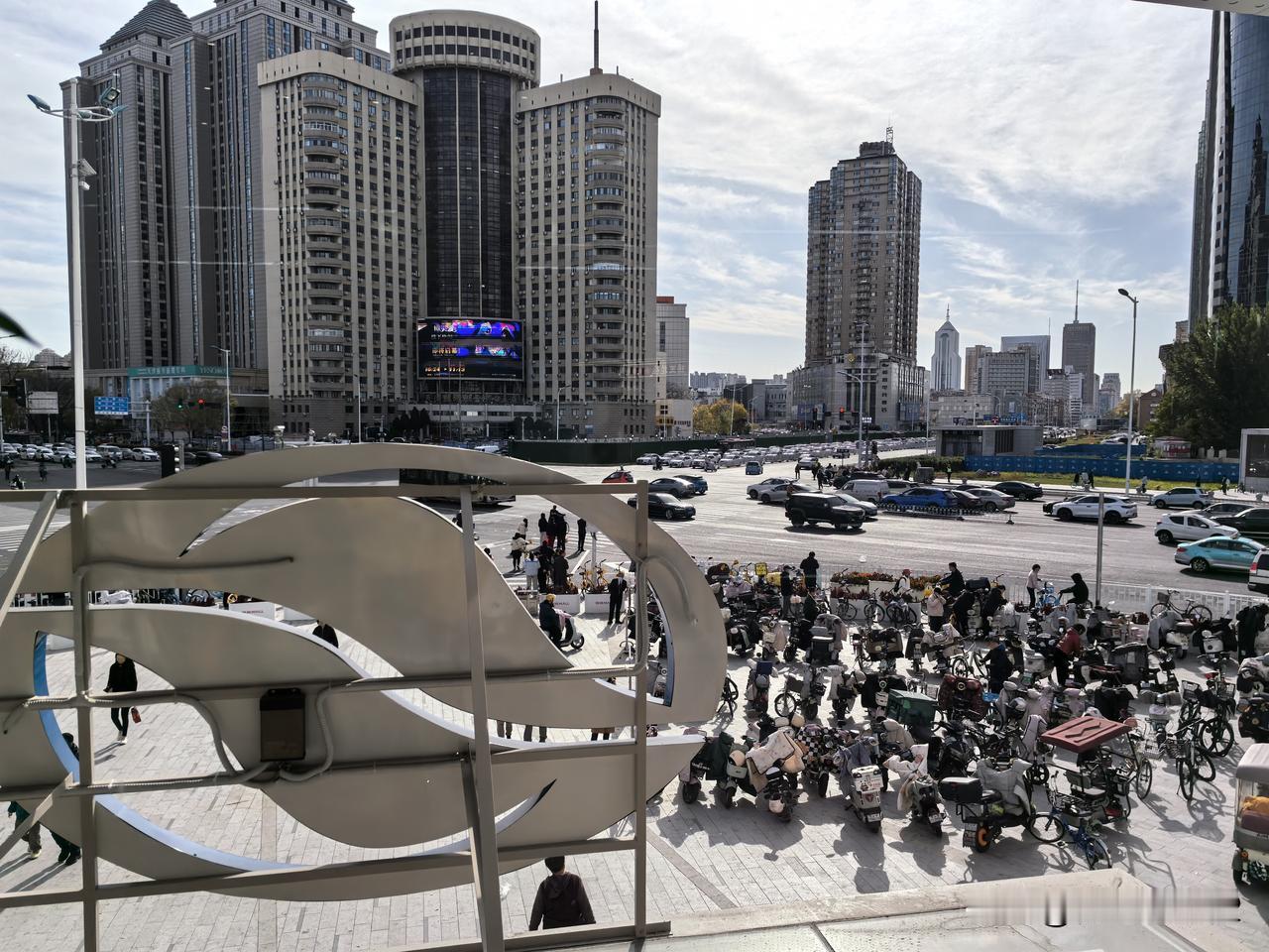 天津一再见了！今天我即将结束在天津历时12天的自由行。在离开之前，去锦江酒店附