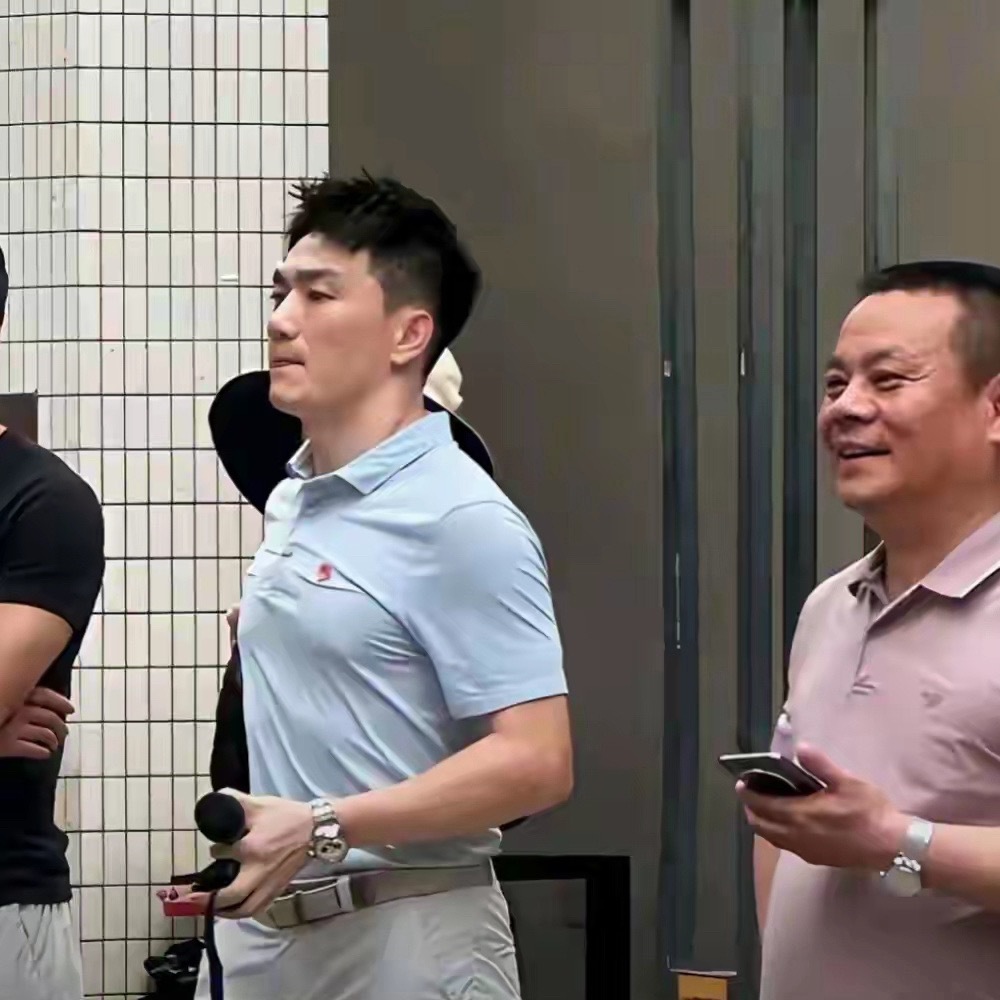 张馨予的老公也没说的那么帅