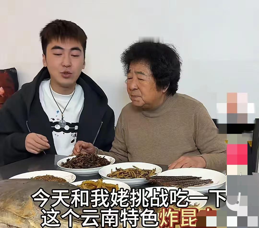 又一个千万网红塌房了。还记得千万网红田姥姥吗？给她拍视频的外孙可心，那个幽默风趣