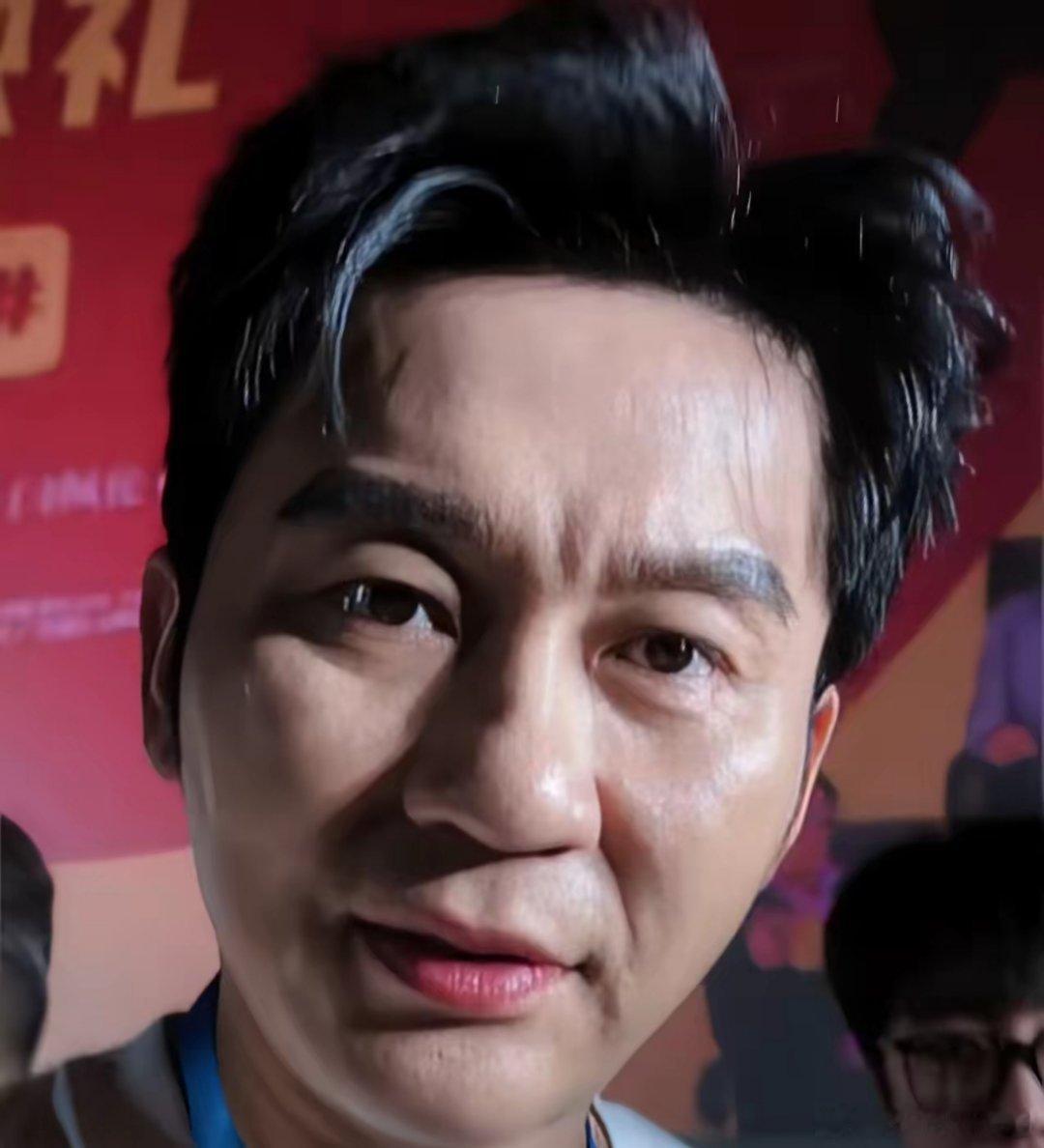 时间就是一把杀猪刀，不信你看看李晨，《年会不能停2》北京首映礼，面对互动，李晨脸