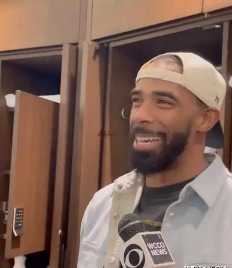 康利道歉了首轮G4森林狼112-96掘金，赛后森林狼球员康利谈到了最后时刻的冲突