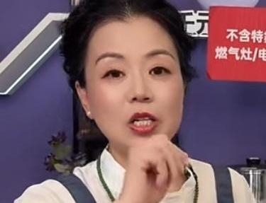 你敢信吗？为了去医院讨个说法，自己住便宜小旅馆、随便对付一口吃的，好酒店却专门留