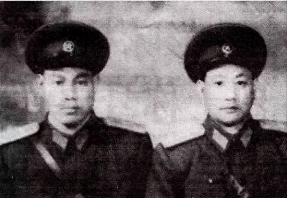 1953年，志愿军庆功会上，团政委向守义和老乡团长聊家世，聊着聊着，政委大吃一惊