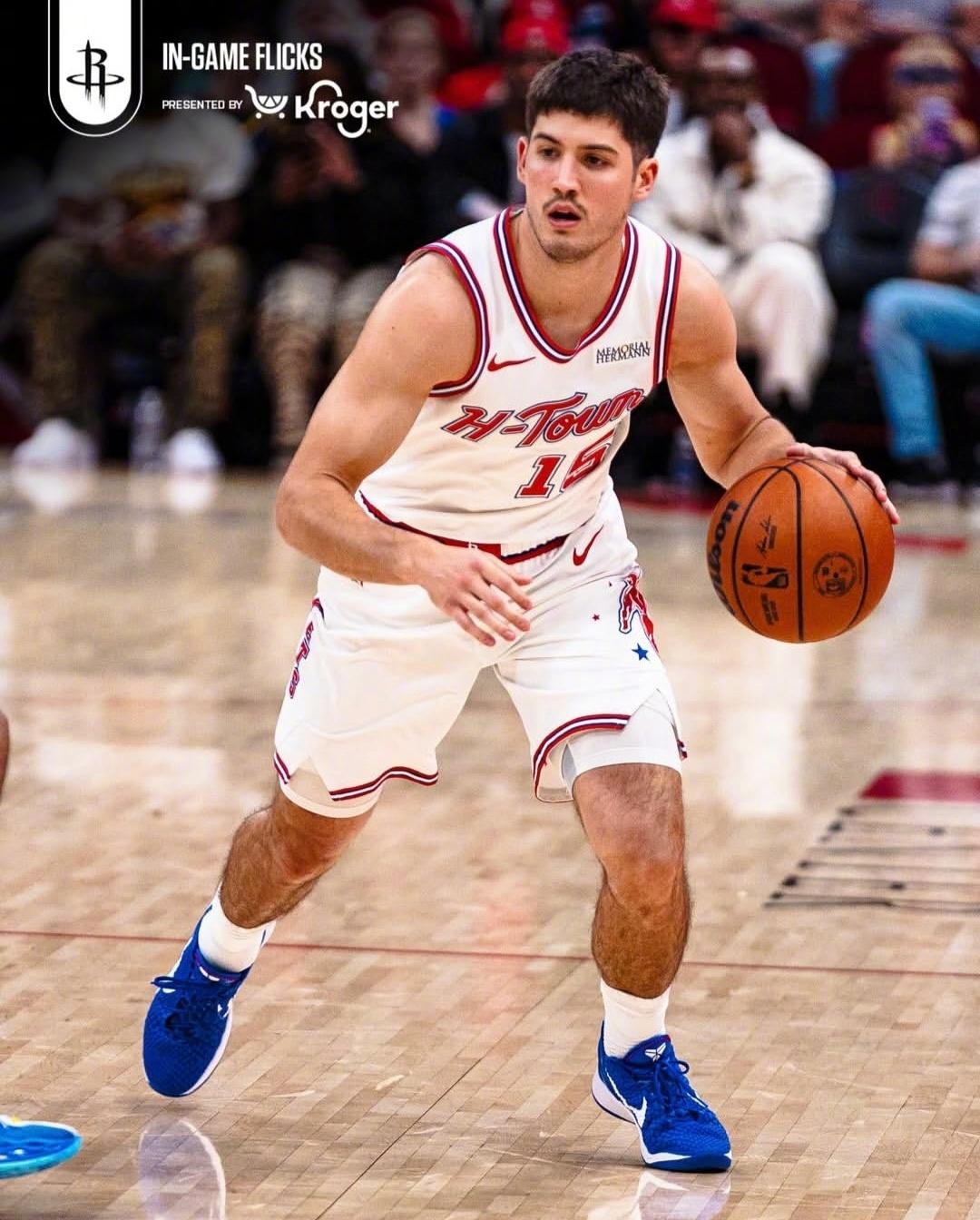 谢泼德今天虽然是替补，但也打了38分钟，投篮19中12，三分球12中6，得到了全