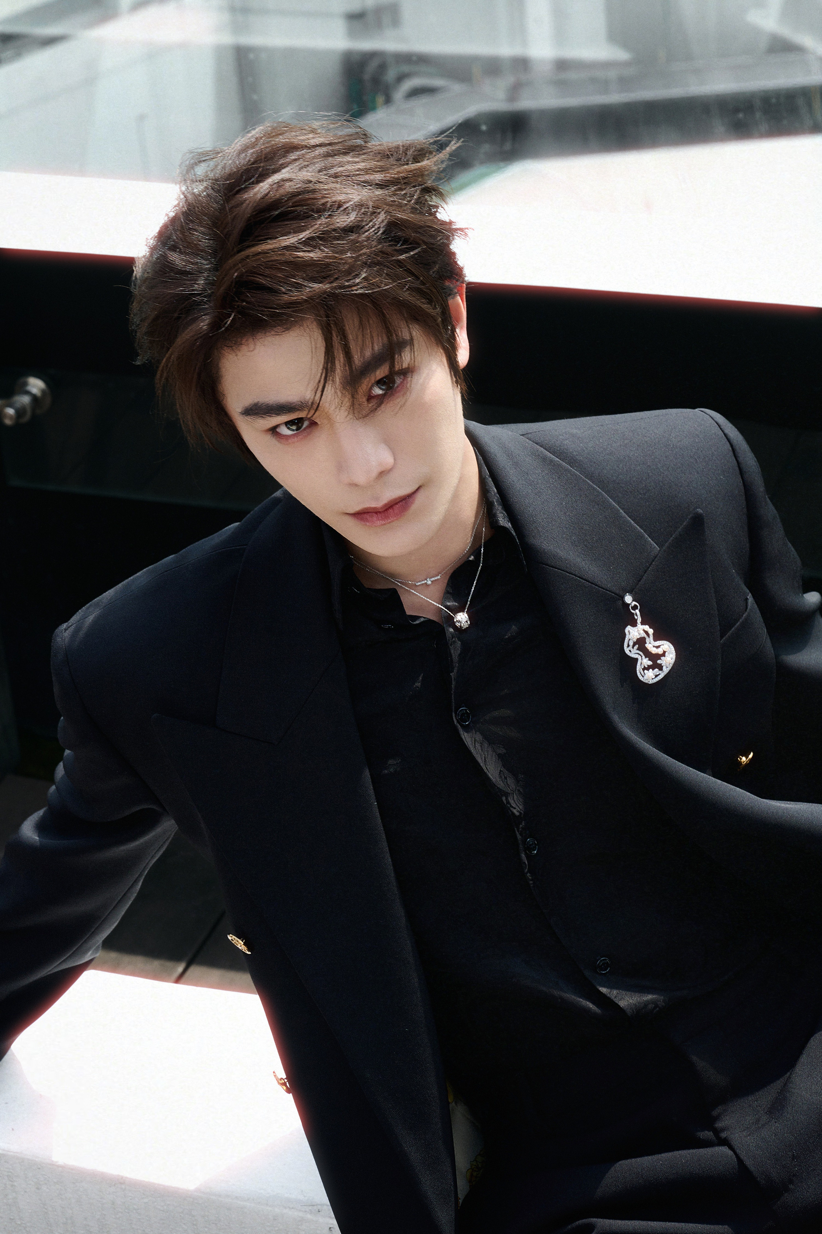 丁禹兮泰国活动生图丁禹兮最新活动工作室出图，率性利落的小丁，状态太好啦