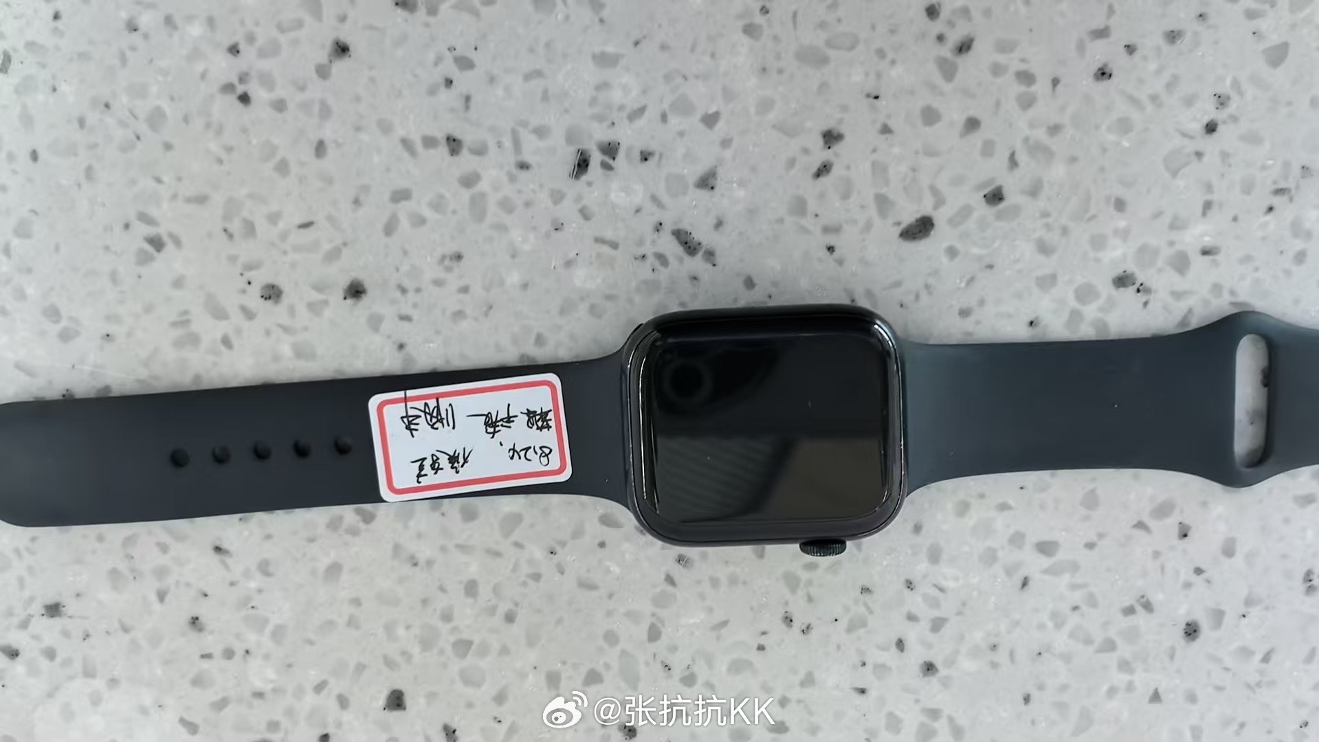 给中国铁路系统点个赞！那天电话挂失之后，盐城火车站地勤很快联系上，下午帮我找了