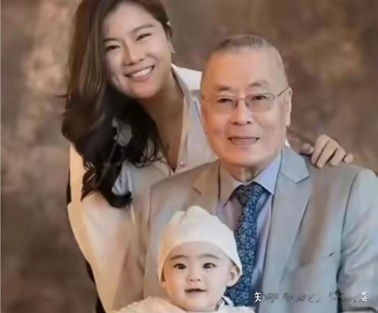 2017年，钢琴大师刘诗昆迎娶了学生孙颖，o经过商量，婚后2人没打算要孩子，