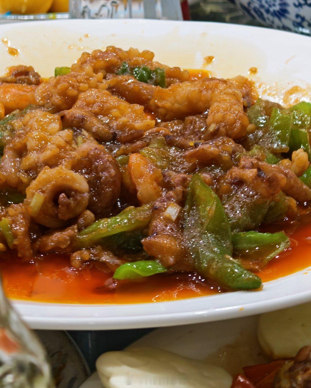来你们看看山东菜有多硬这菜量怎么样？​​​