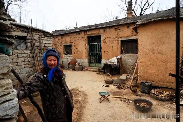 她是我遇到的最猥琐最不知羞耻的女人，今天我就说说她的事，一定会颠覆你的认知。
