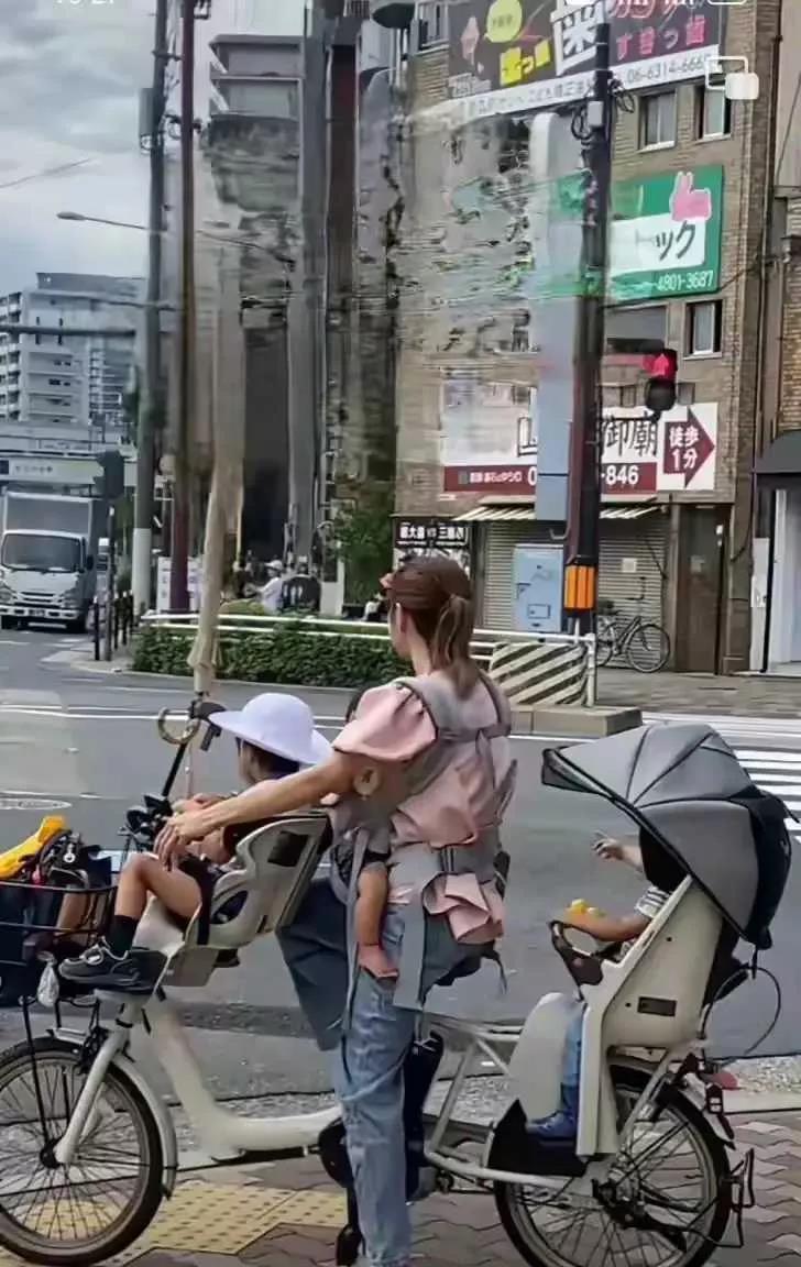 日本的家庭主妇！