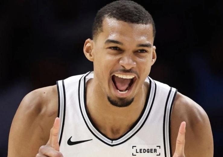实至名归！NBA本赛季季后赛称得上超巨的，只有这四位球员！1：布伦森（尼克斯）