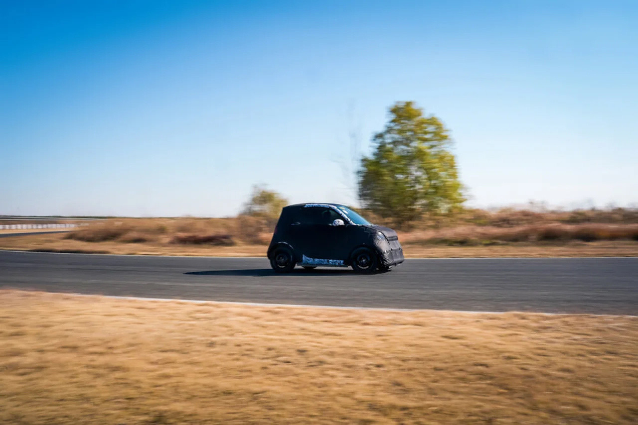 【城市小车复活！“smartfortwoEQ”停产两年后发布概念车】提到德