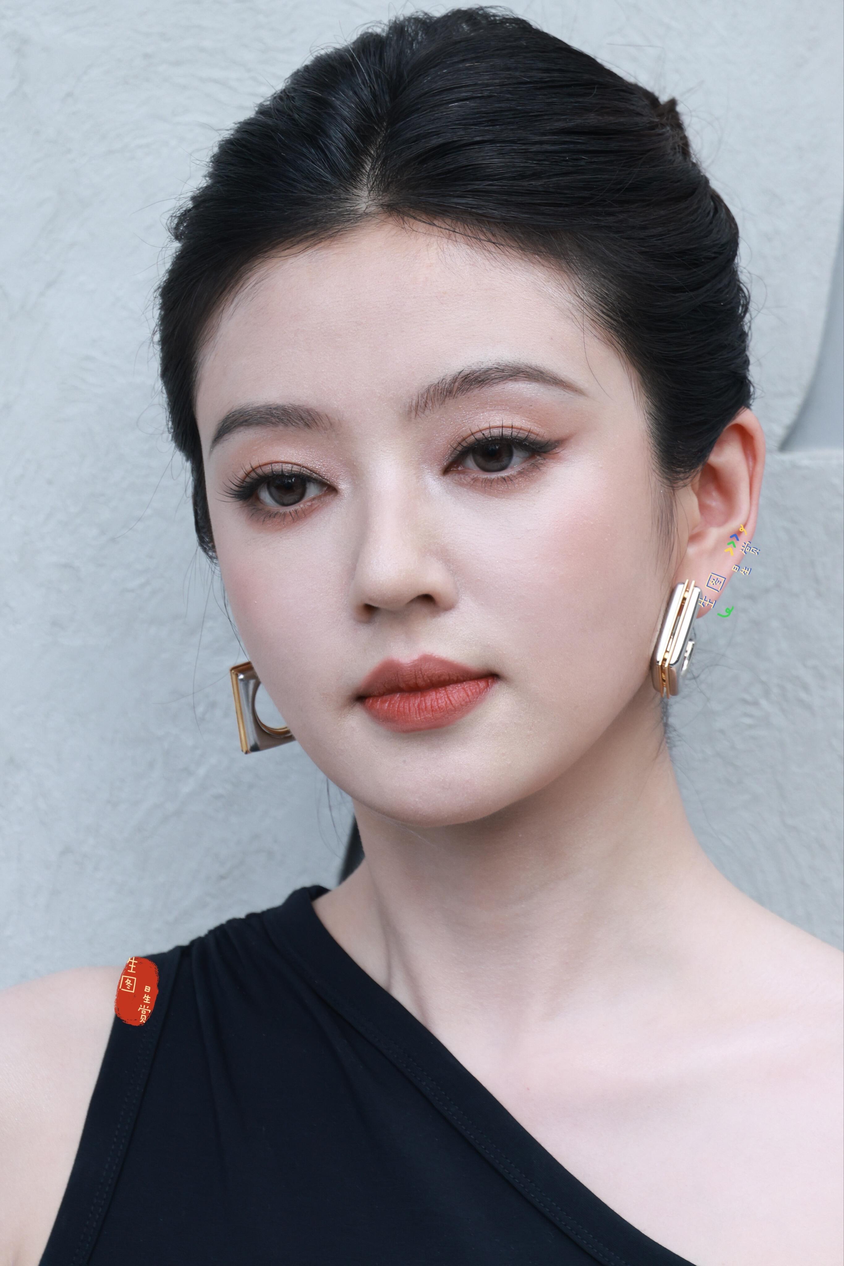 美妆达人上线✨何瑞贤线下生图，精致妆造美到发光