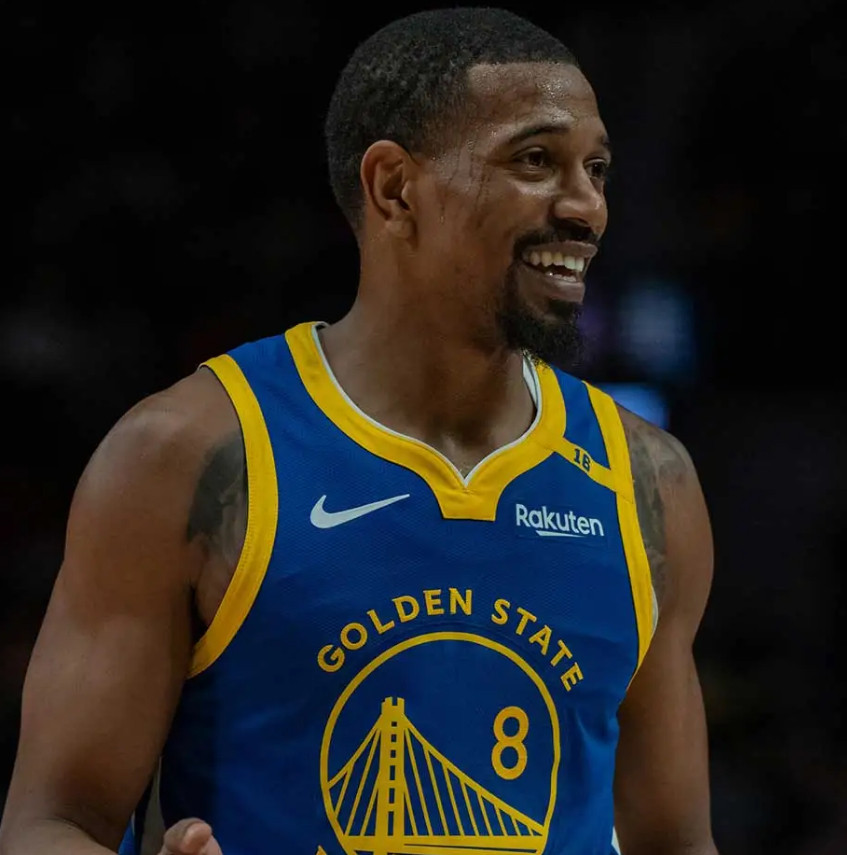 鉴于勇士队后卫线人才济济，他们计划继续让德安东尼·梅尔顿担任替补。就像艾尔·霍福