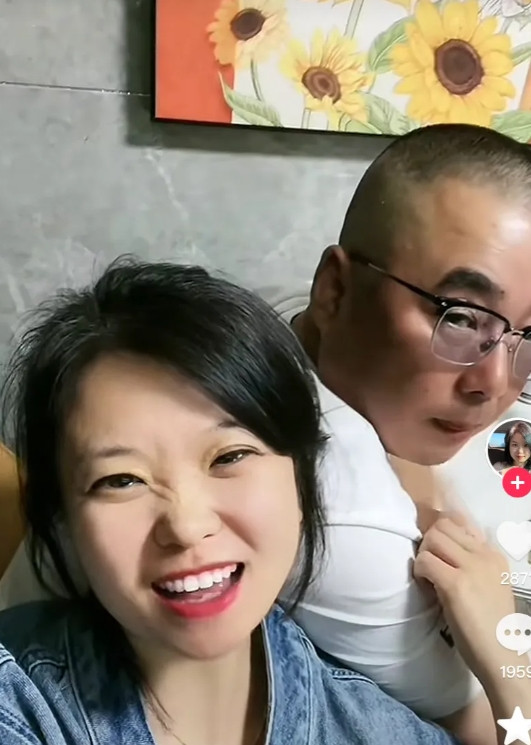 70后丁克夫妻离婚收场！这对让多少人羡慕的夫妻结局是离了，原因很狗血男的遇见