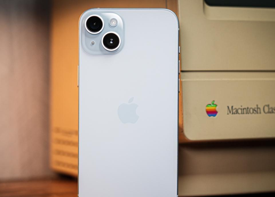 一、为什么国产旗舰越来越贵？3款iPhone反而成了“钉子户1.存储芯片涨