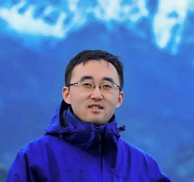 “中国活该被日军欺辱，中国就应该被日本多占领几年！”“郑州大暴雨是报应！活该被淹