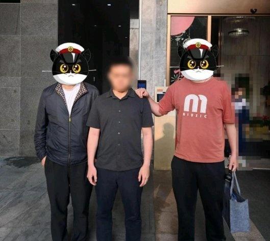 《混迹于交友软件“围猎”多名未婚女性，一男子被刑拘》近日，广州市公安局荔湾分局昌