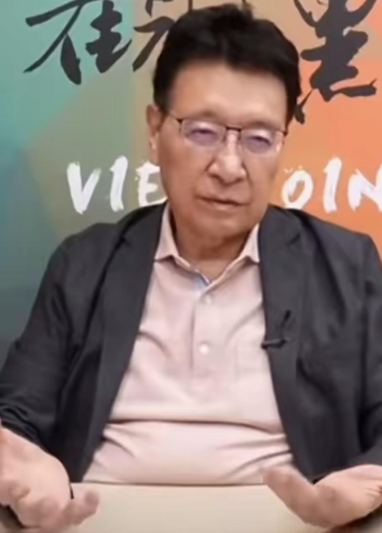 前几天赵少康还嘴硬呢，要支持黎智英，因为人家之前支持他了！这两天不知道怎么了，