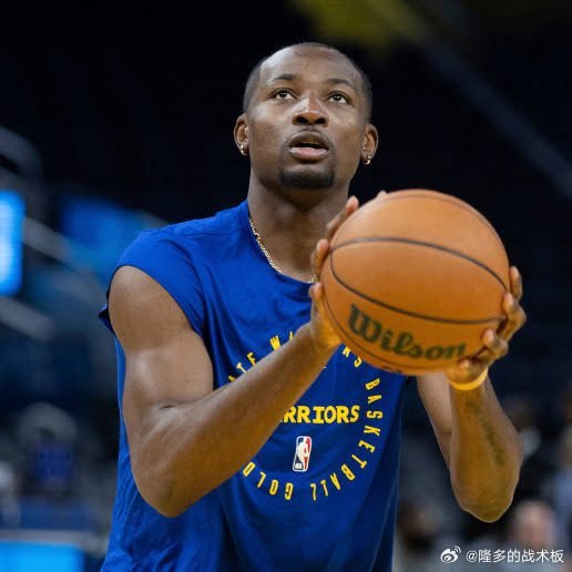 Shams：尽管球员本人有离队意愿，但勇士管理层并未向任何球队做出承诺，保证会在