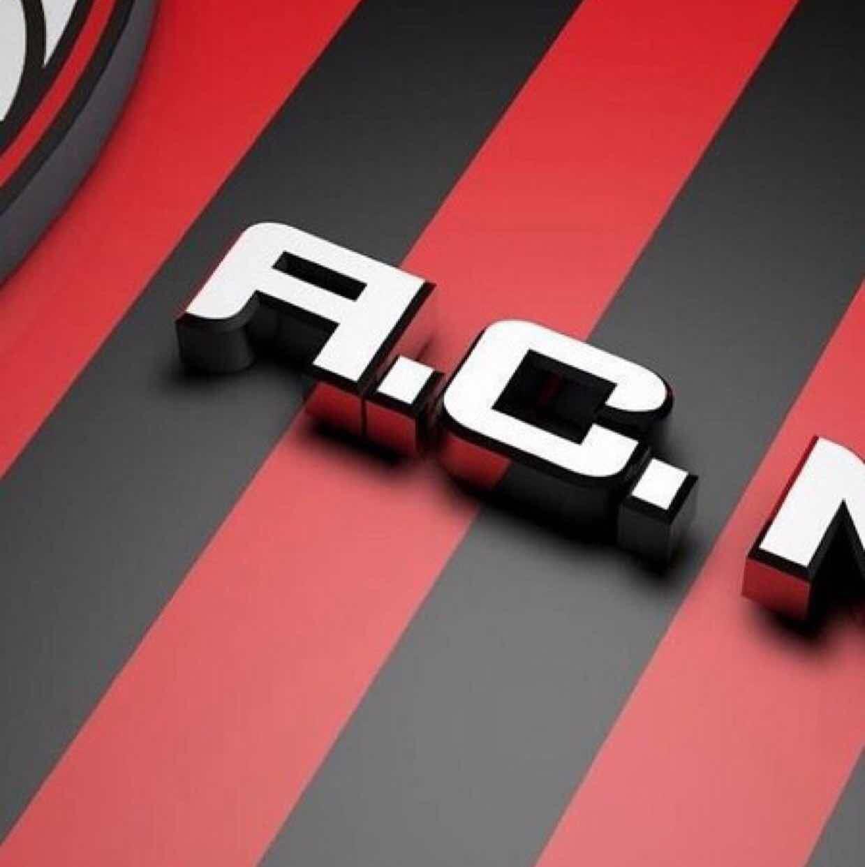 老徐不老：国际米兰最牛，最有冠军相！在国米4比3战胜科莫之后，米兰抖音网红球迷